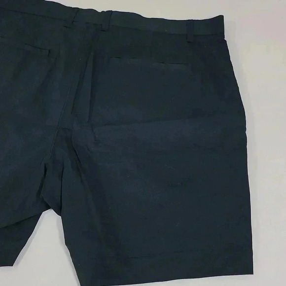 The 9" Slim-Fit Performance Chino Short - Picture 9 of 11